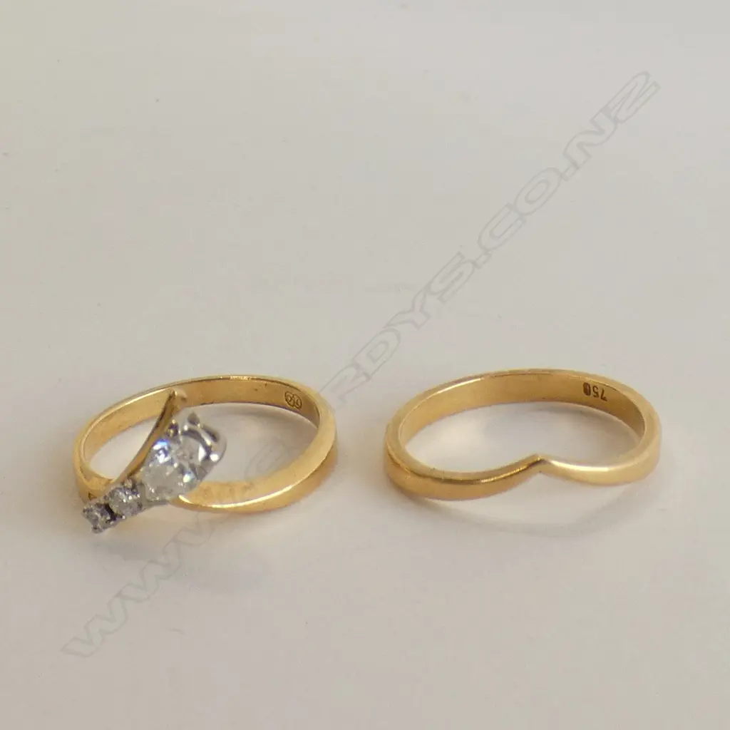 PR 18CT & DIAMOND RINGS PEAR CUT + 2. 4.7gms Image 1++