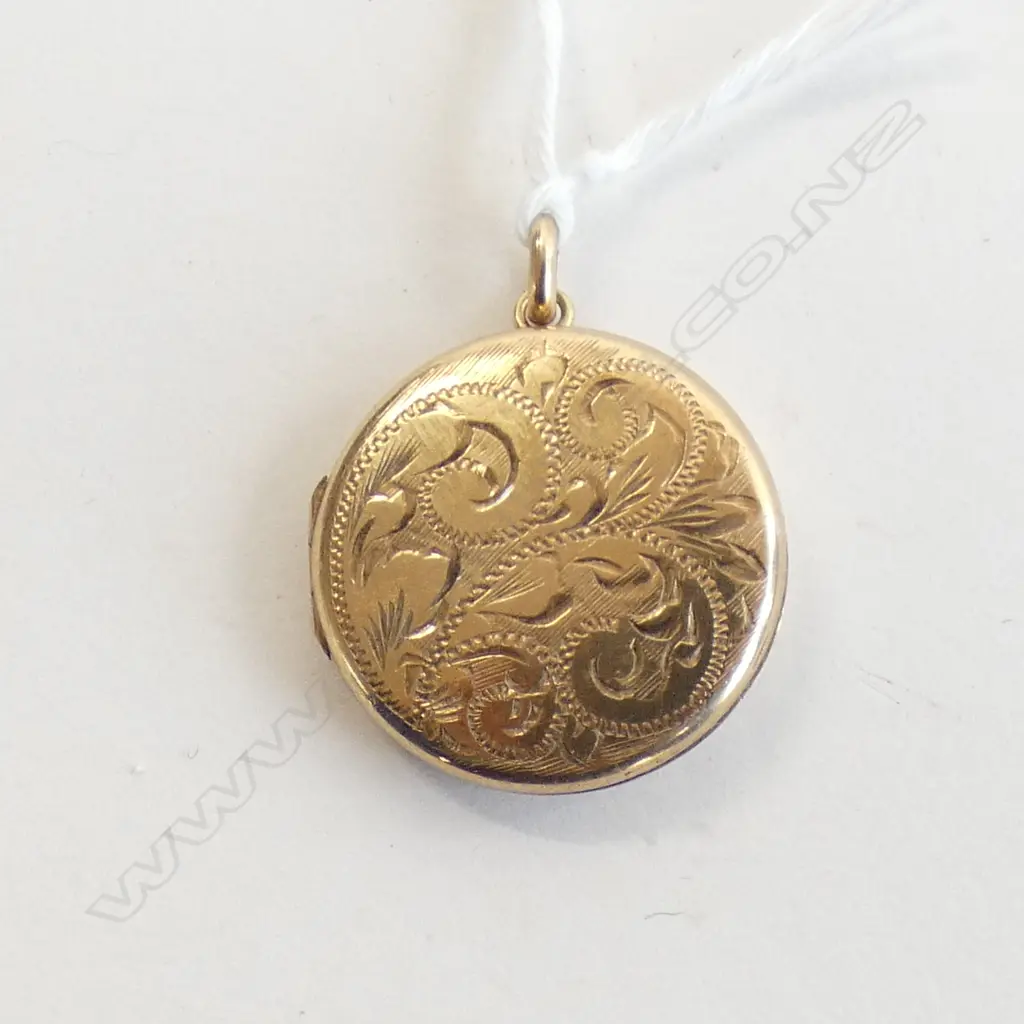 9ct GOLD VINTAGE ROUND PHOTO LOCKET HINGED 5gm5gm Image 1++