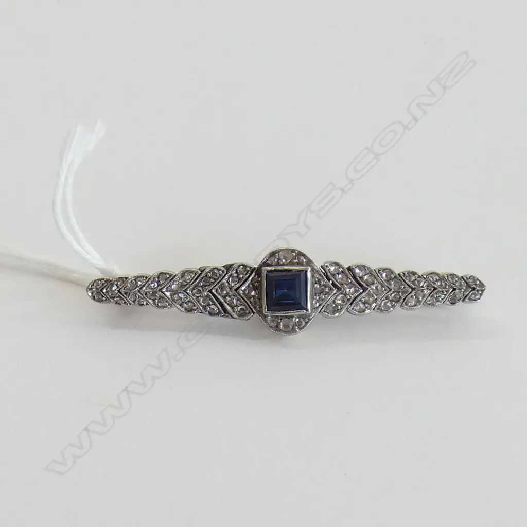 ART DECO GOLD SAPPHIRE & DIAMOND BROOCH OLD LEAD REPAIR 7gm Image 1++