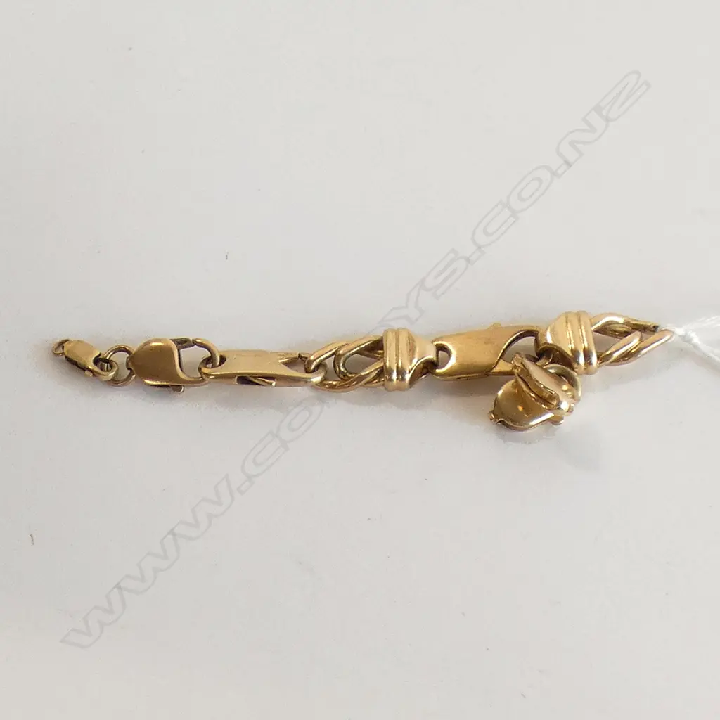 6 9CT GOLD PARROT BEAK NECKLACE CLASPS 20GMS Image 1++