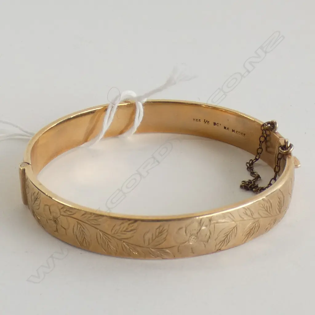9ct ROLLED GOLD HALF HINGED BANGLE ENGRAVED Image 1++