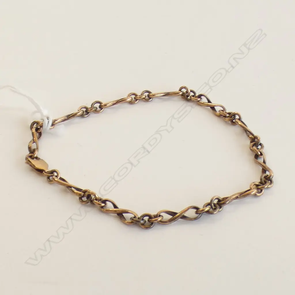 9CT TWIST LINK BRACELET 7gms Image 1++