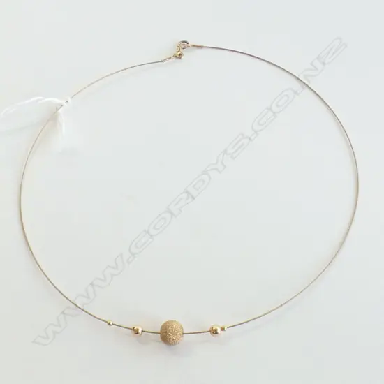 9CT GOLD CHOKER WIRE NECKLACE W BEADS