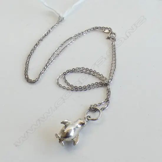 STG SILVER CHAIN & PENGUIN PENDANT 5GMS 