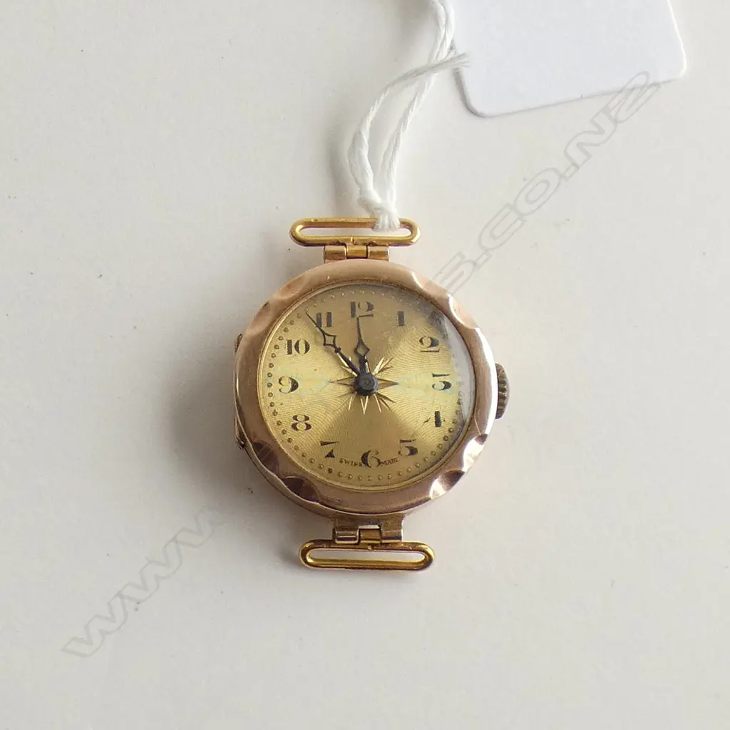 C1920 LADIES 9CT GOLD CASED WRIST WATCH 12.6GM Image 1++