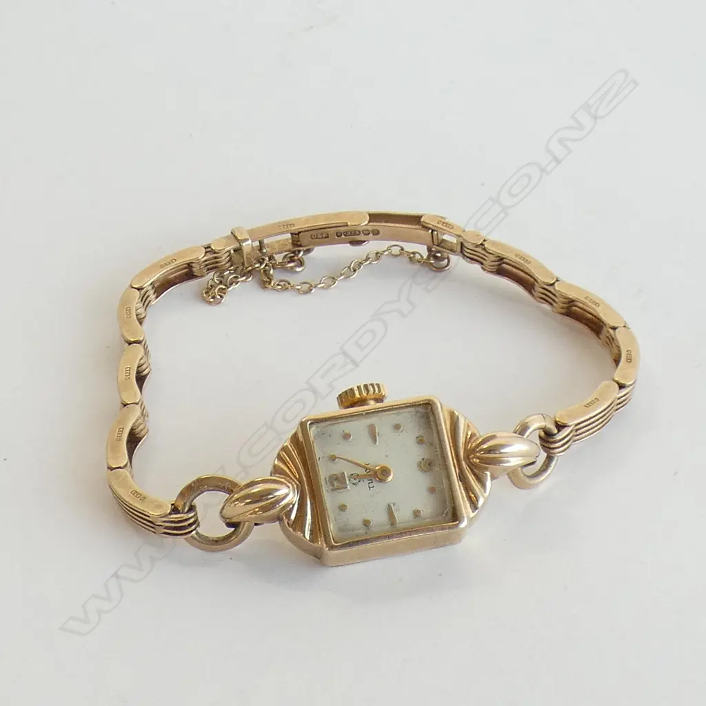 VINTAGE 9CT GOLD CASE & BRACELET LADIES TUDOR WRISTWATCH   Image 1++