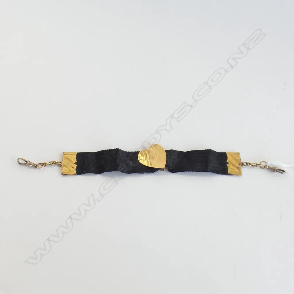 C1900 9ct GOLD & SILK RIBBON ALBERTINA 9gm. 2 'DOG' CLIPS Image 1++