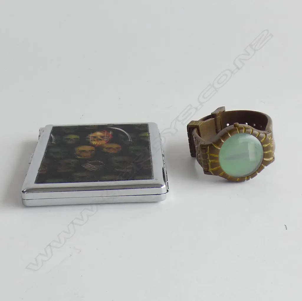 "THE LOST WORLD" WRIST WATCH AND CIGARETTE CASE Image 1++
