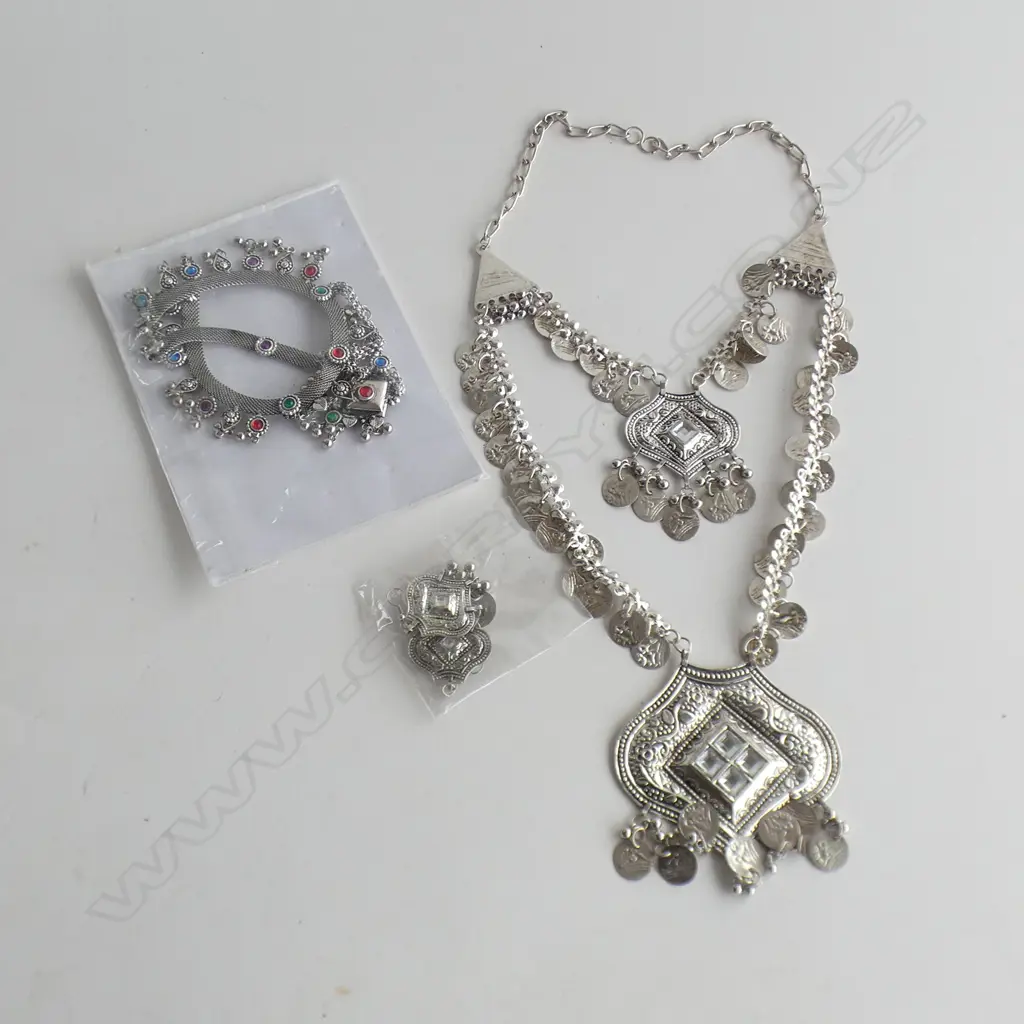 TWO SETS OF TRIBAL COSTUME JEWELLERY Image 1++
