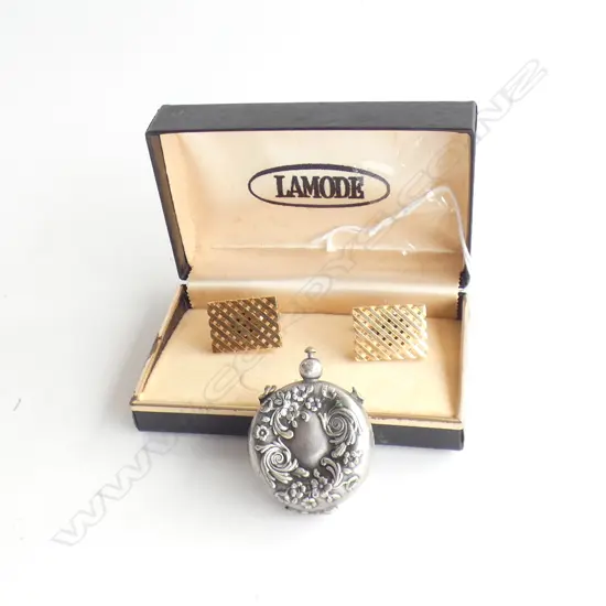 SILVER PLATE SOVEREIGN CASE (DENTED) & PAIR GOLD METAL CUFFLINKS