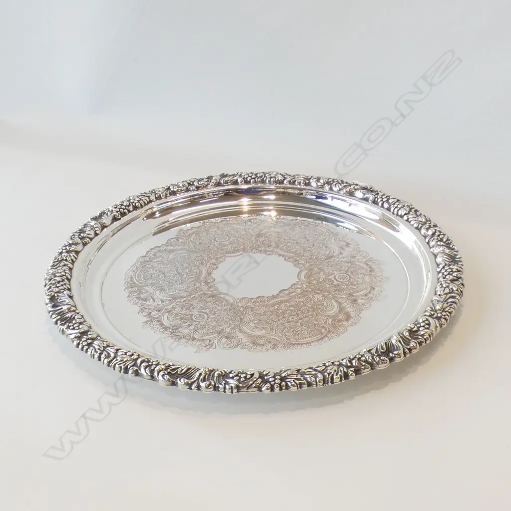 SILVER PLATE TRAY Image 1++