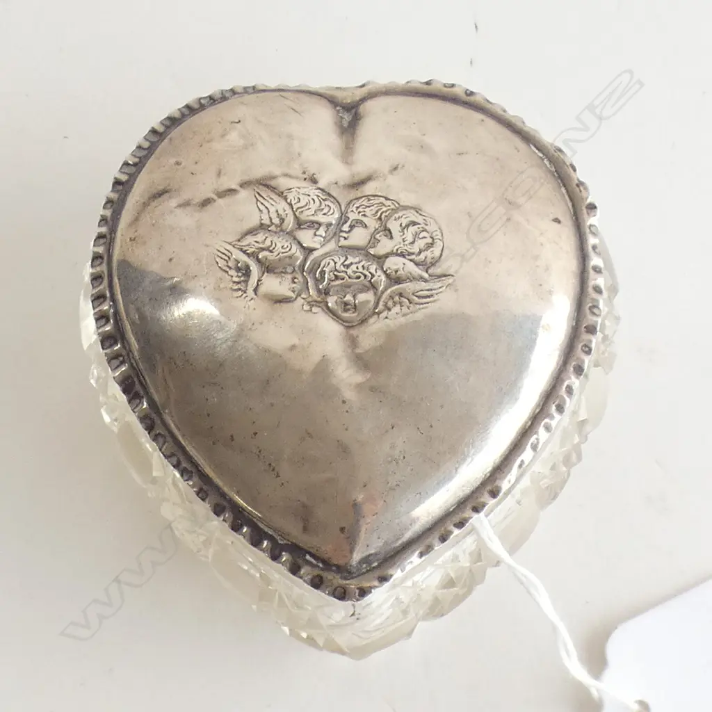 BIRMINGHAM 1910 SILVER ANGELS TOP HEART VANITY BOX CRYSTAL BODY Image 1++