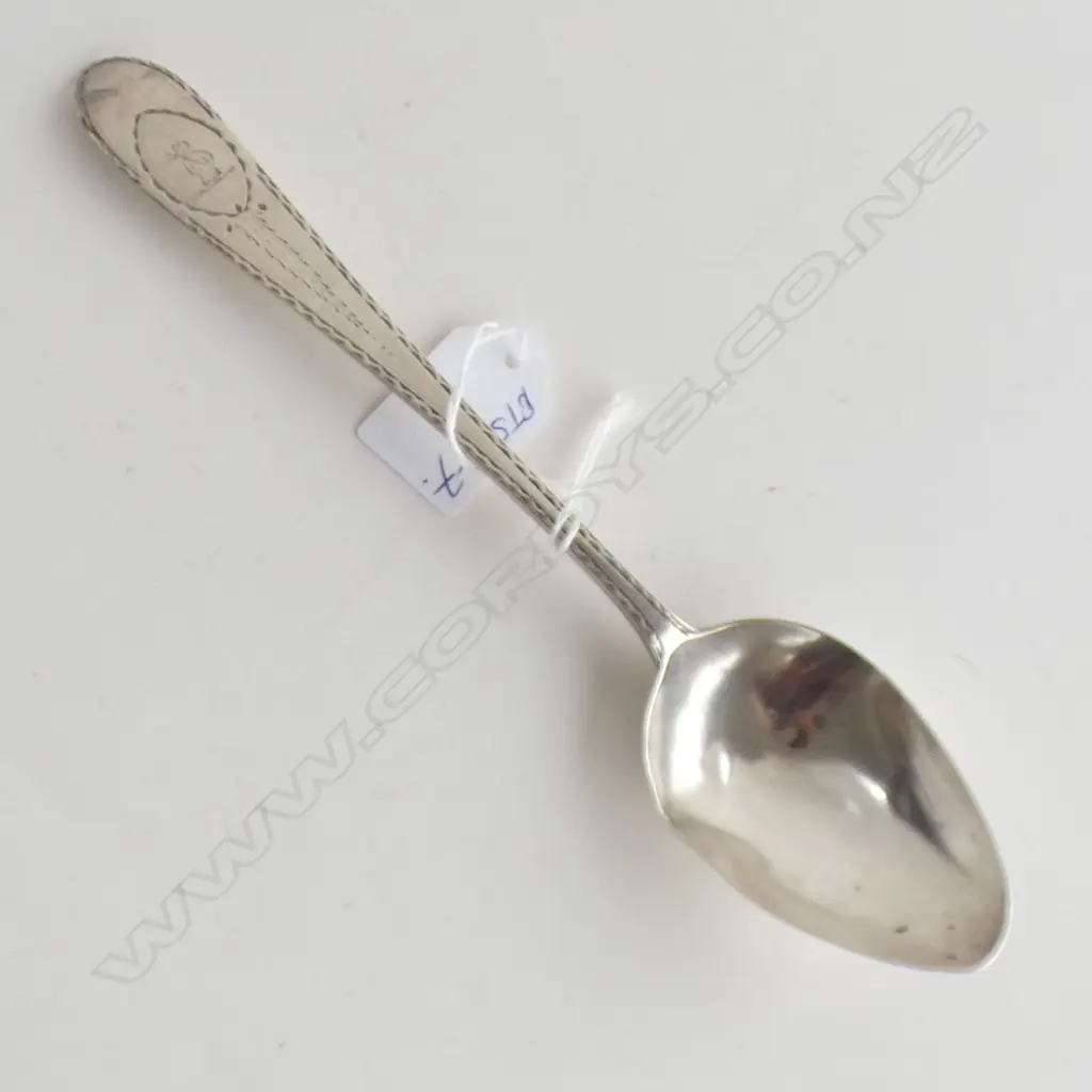GEO III IRISH SILVER BOTTOM MARKED TABLE SPOON 62gms BRIGHT CUT Image 1++
