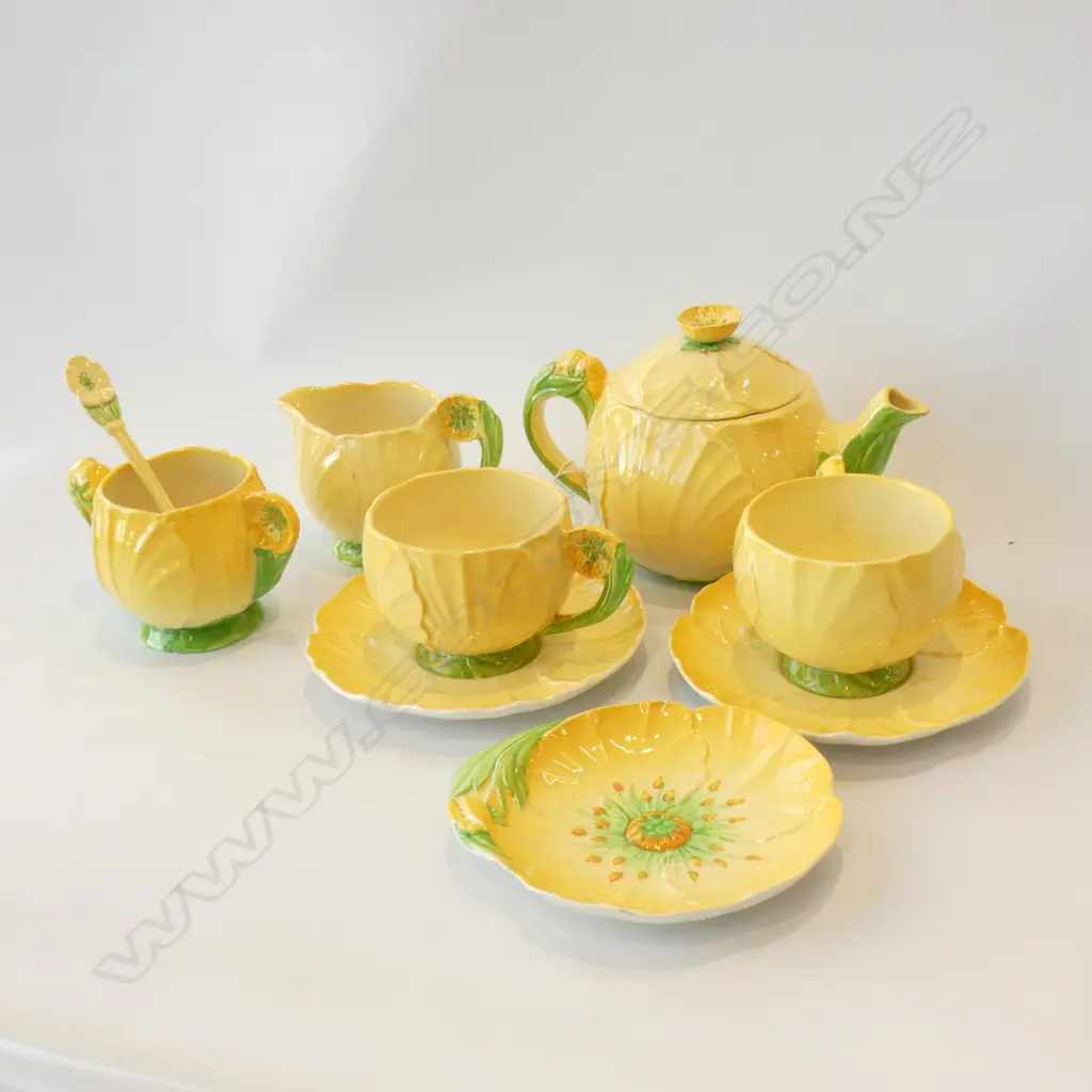 CARLTON WARE BUTTERCUP TEA SET; TEAPOT, SUGAR BOWL & SPOON, MILK JUG, 2 CUPS & SAUCERS & 1 PLATE Image 1++