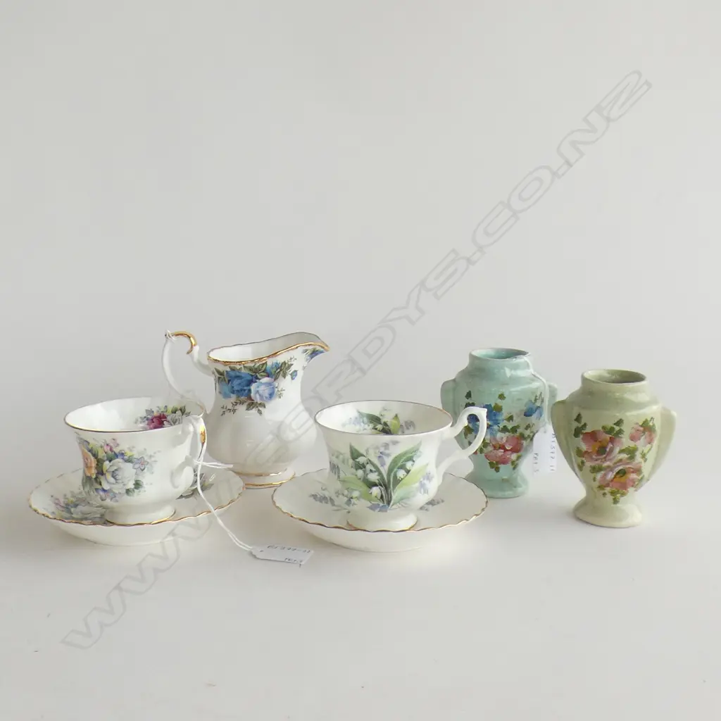 2 ROYAL ALBERT DUOS & MILK JUG & 2 CROWN LYNN '99' PAINTED VASES (H 100MM) Image 1++