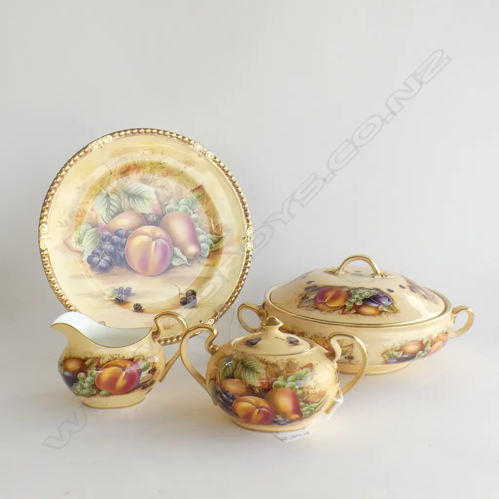 AYNSLEY ORCHARD GOLD GILDED PLATE (DIA 265MM) TUREEN  & LIDDED SUGAR BOWL & JUG  Image 1++