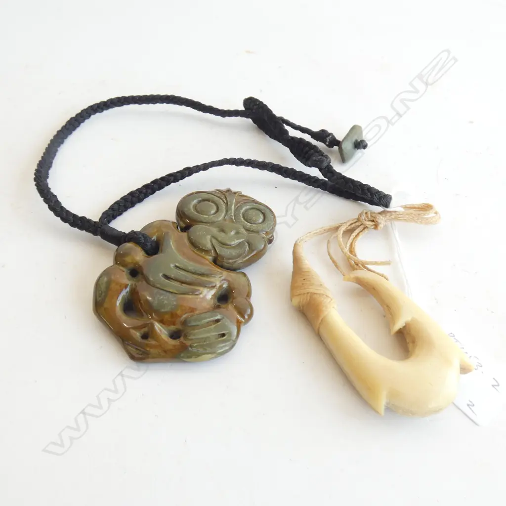 CONTEMPORARY POUNAMU HEI TIKI (85mm) & BONE HEI MATAU (75mm) Image 1++