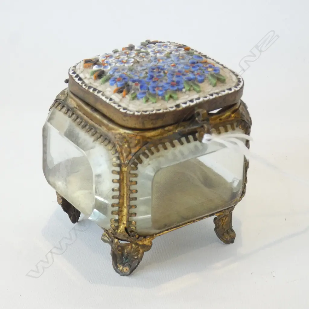 VICT. GILT & GLASS JEWEL BOX MICROMOSAIC LID Image 1++