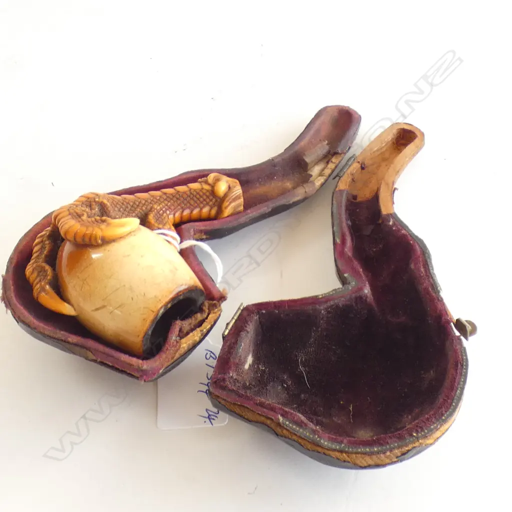 MEERSCHAUM  EAGLE CLAW PIPE BOWL NO SHAFT IN CASE A.F Image 1++