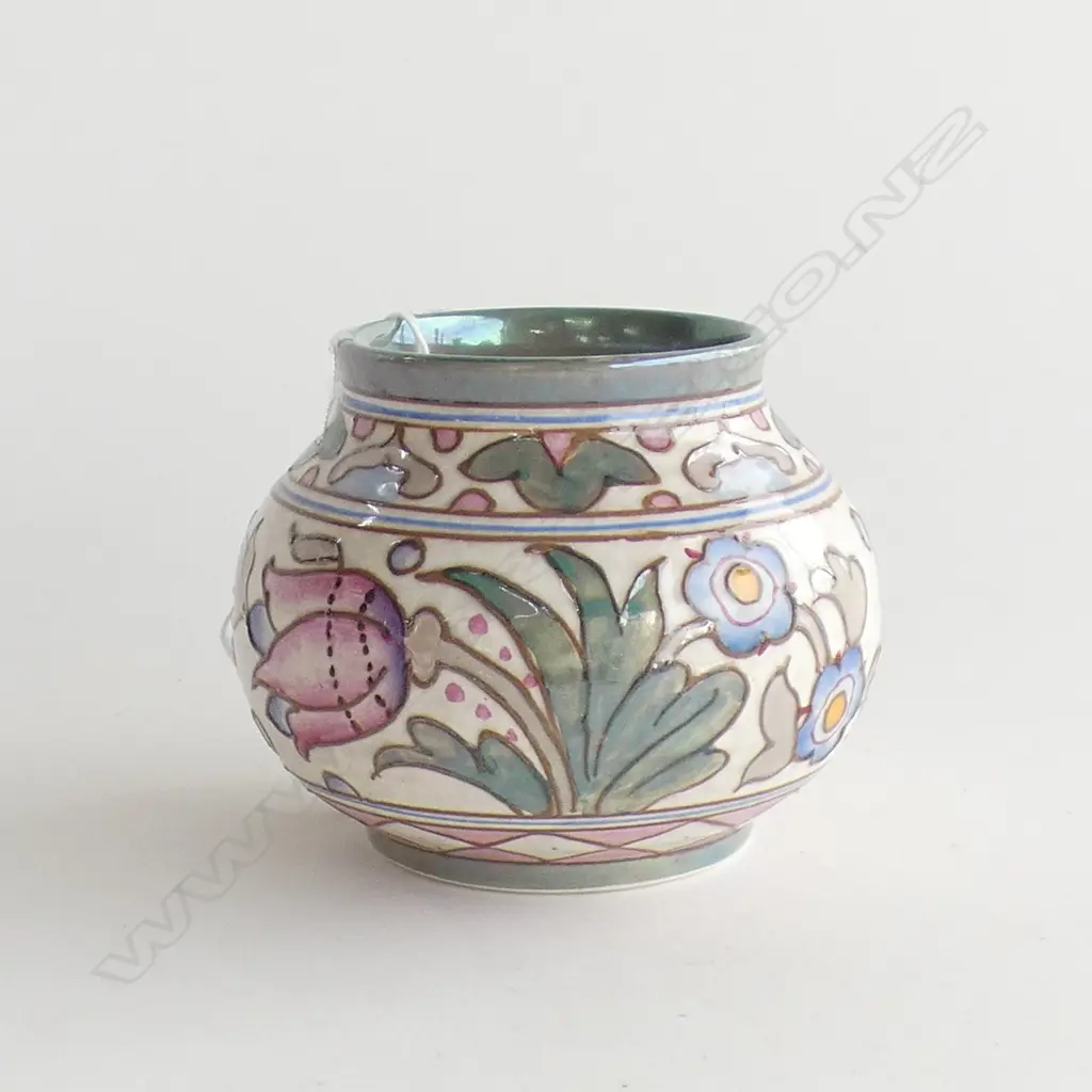 CHARLOTTE RHEAD LUSTRE VASE H.85mm Image 1++