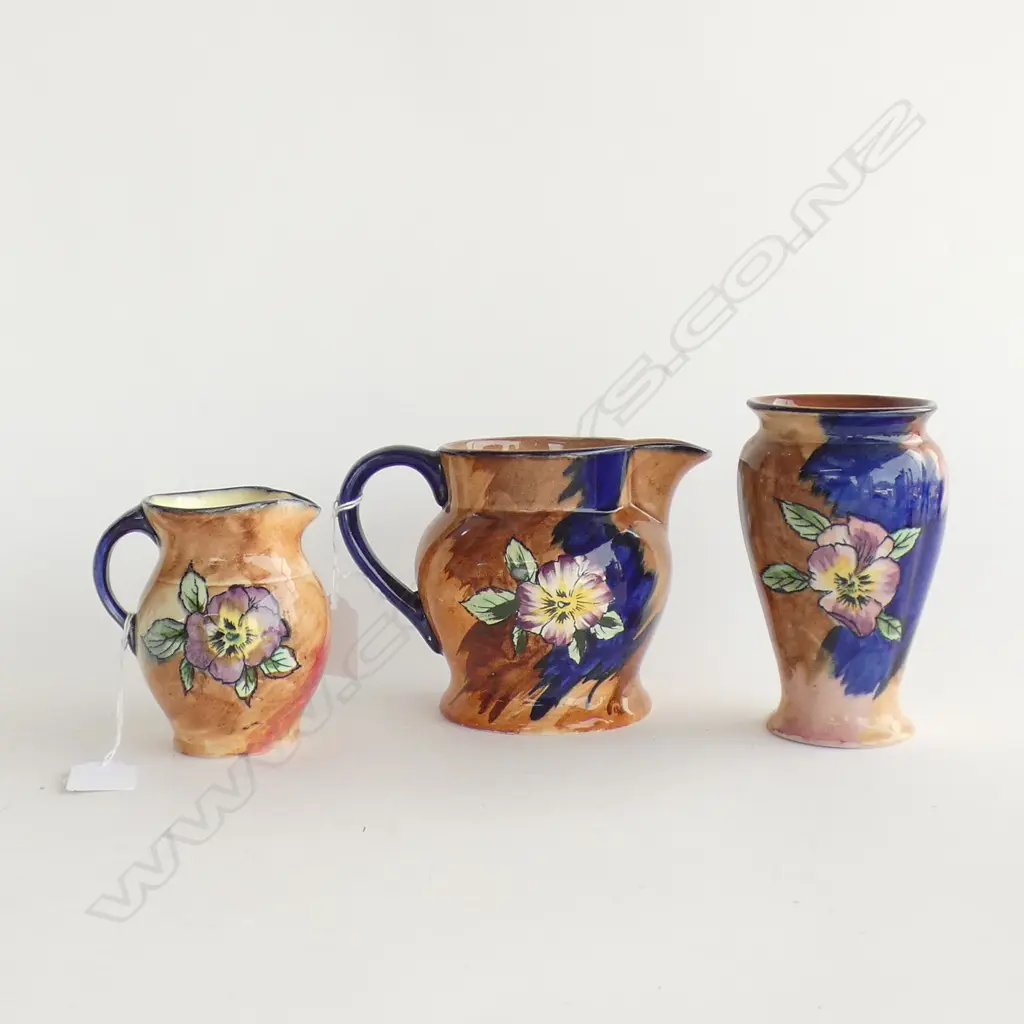 2 H & K TUNSTALL VIOLA HAND PAINTED PCS VASE (H 137MM) & JUG  (H 120MM) + 1 OTHER SM VIOLA JUG EXCELLENT CONDITION Image 1++