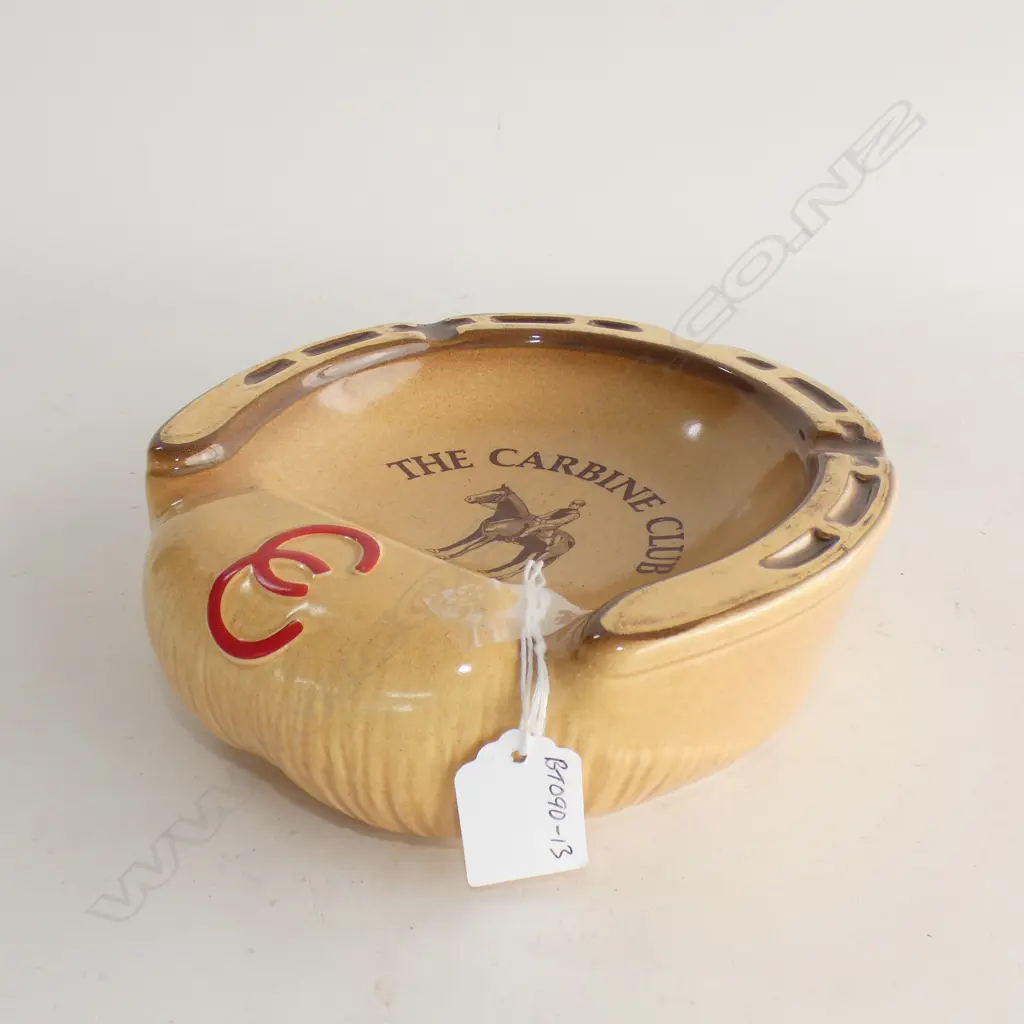 CARBINE CLUB CROWN LYNN ASHTRAY Image 1++