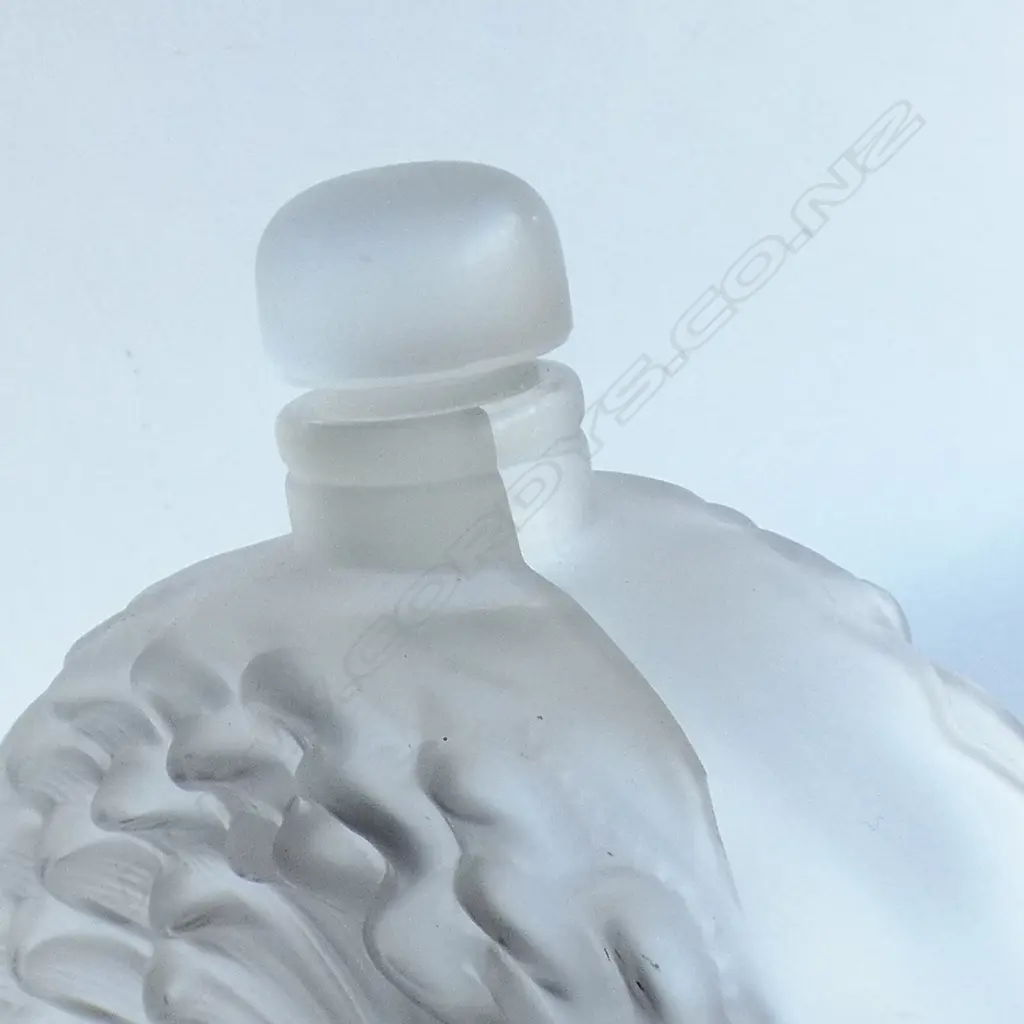 LRGE LALIQUE DAHLIA PERFUME BOTTLE AF Image 1++