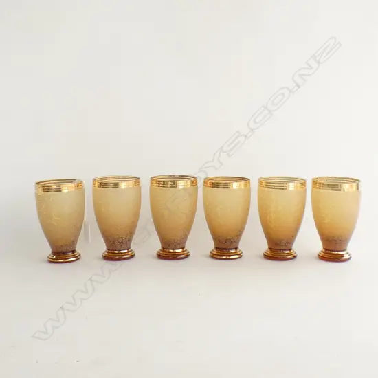 SIX RETRO AMBER & GOLD FROSTED FOOTED GLASSES H 120MM