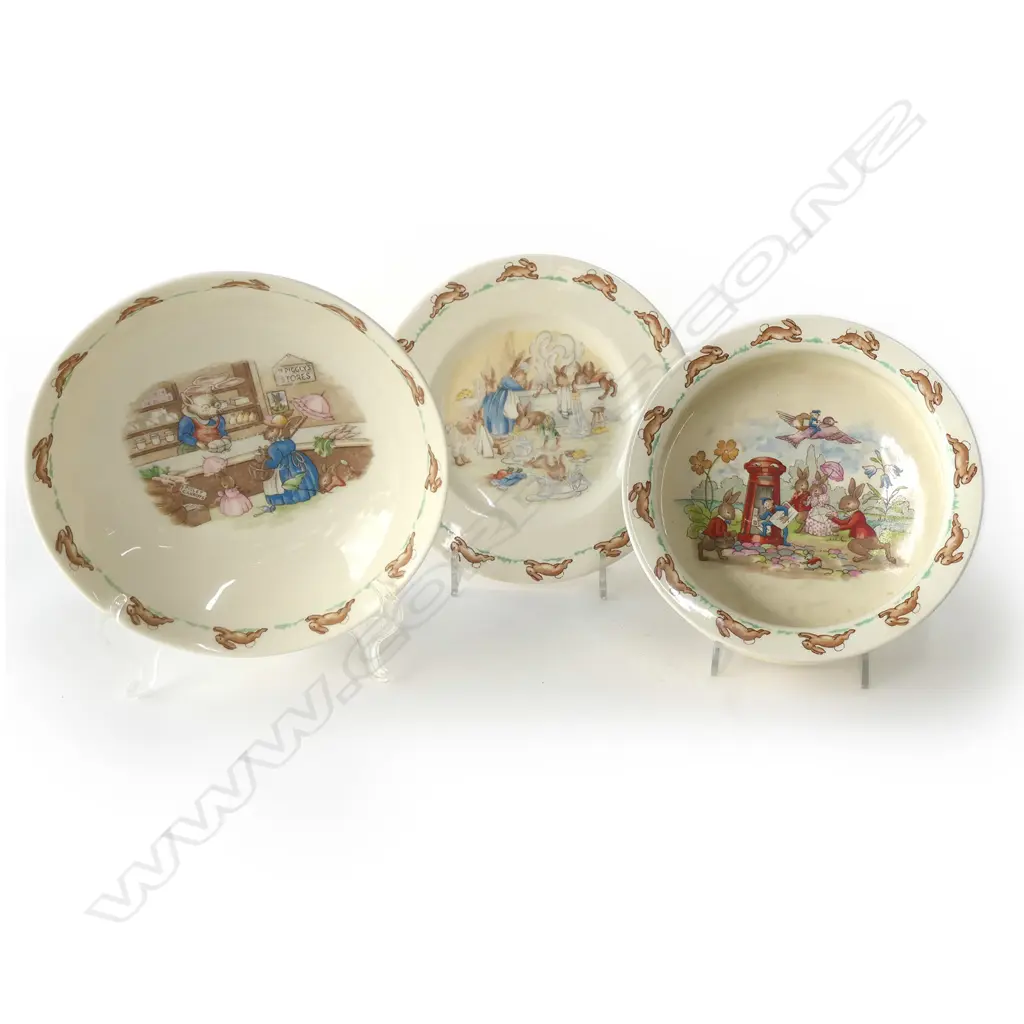 THREE VINTAGE BUNNIKINS CHINA PIECES: 2 BOWLS, 1 PLATE Image 1++