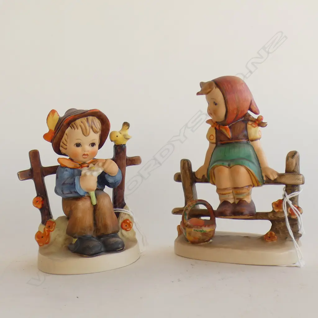 2 HUMMEL FIGURINES - BOY  PICKING FLOWER (H 110MM) & GIRL SITTING ON FENCE (H 125MM) Image 1++
