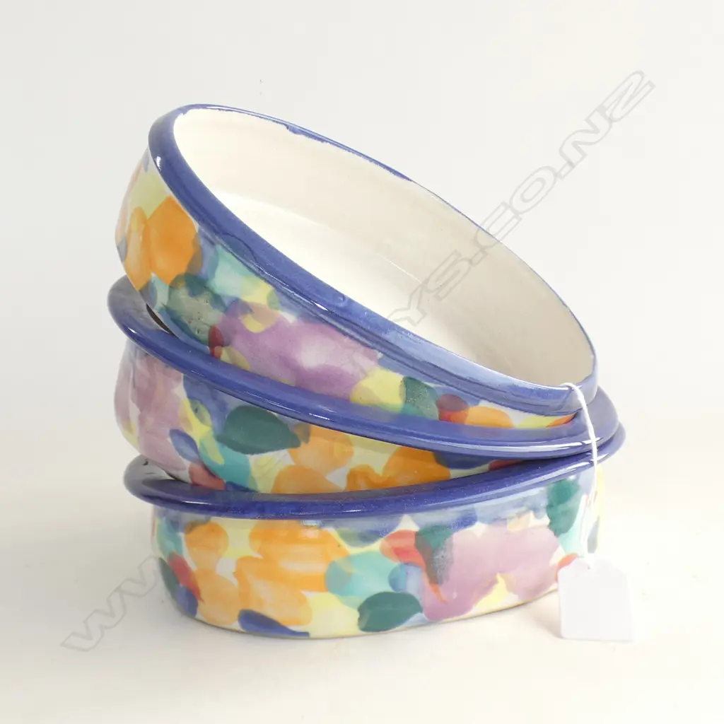 MULTI COLOURED TONY SLY POTTERY; 3 OVAL SERVING DISHES (205 X 170MM) Image 1++