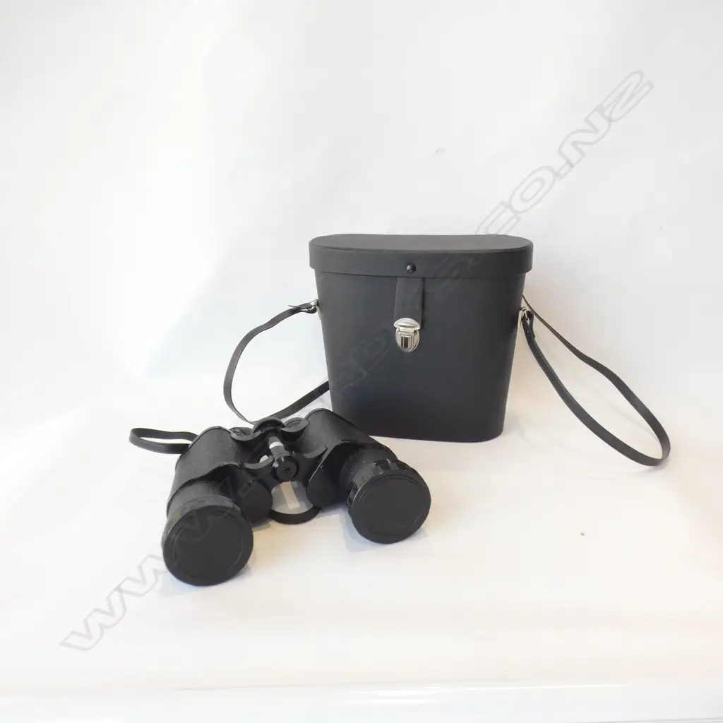 CASED BINOCULARS Image 1++