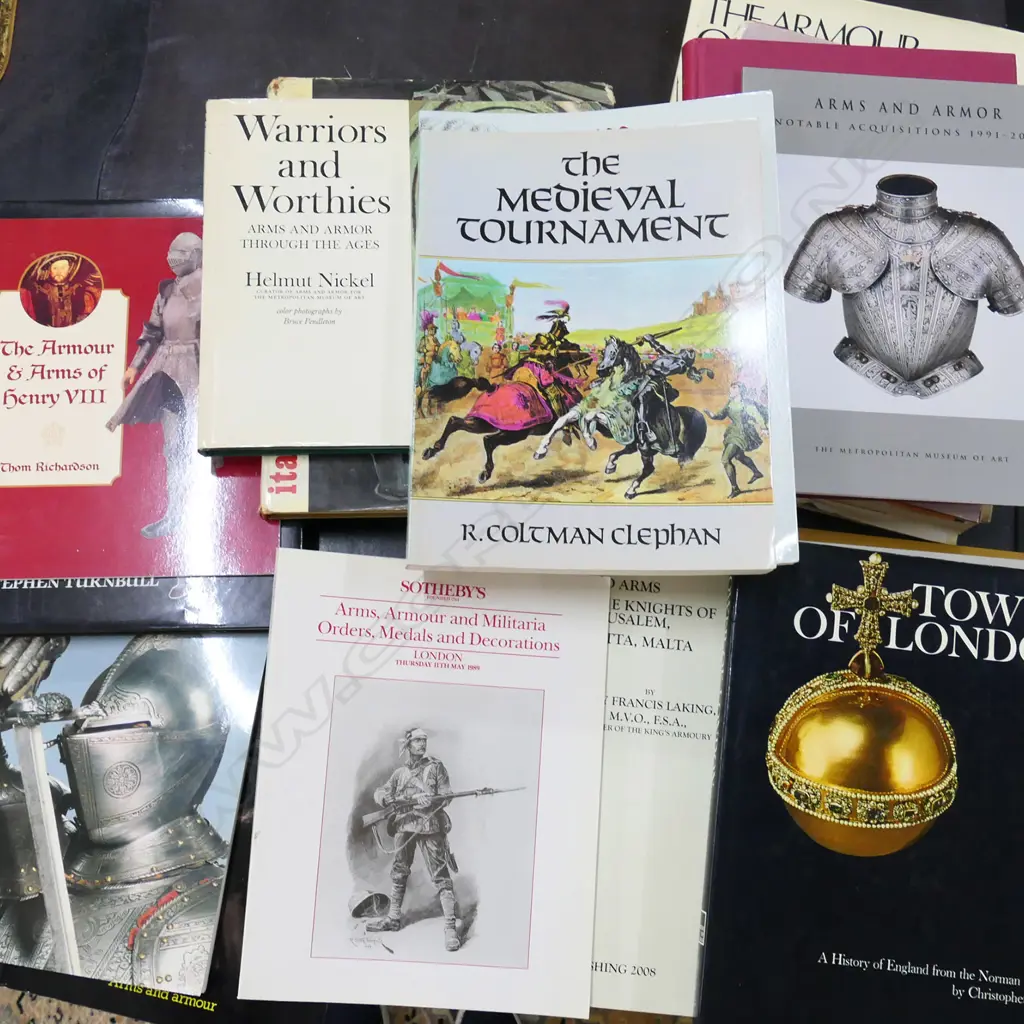 APPROX 18 BOOKS/CATALOGUES ON ANTIQUE ARMS & ARMOUR Image 1++