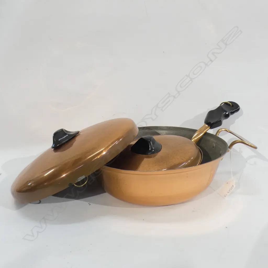 ST. JAMES COPPER PANS Image 1++