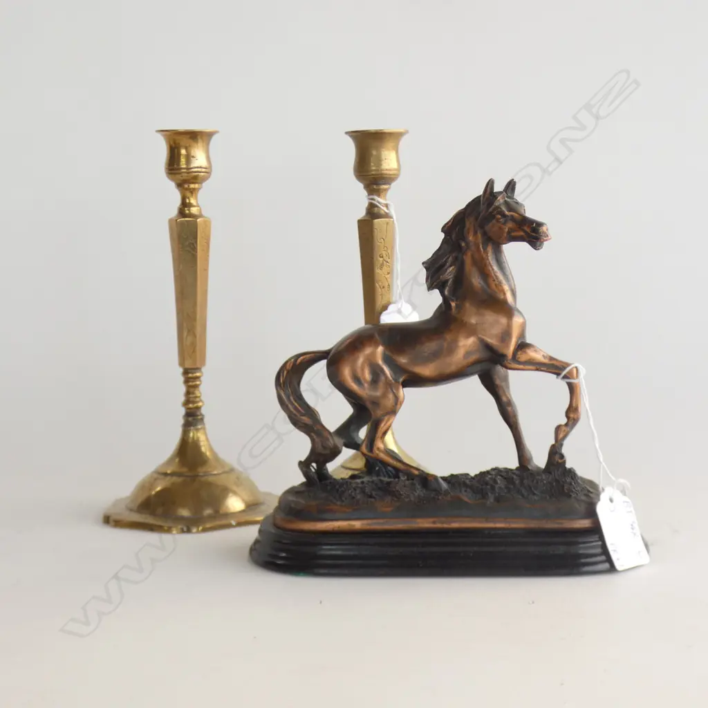 PR ORIENTAL BRASS CANDLEHOLDERS (H 200MM) + BRONZED HORSE FIGURE ON WOODEN BASE (L185MM)  Image 1++