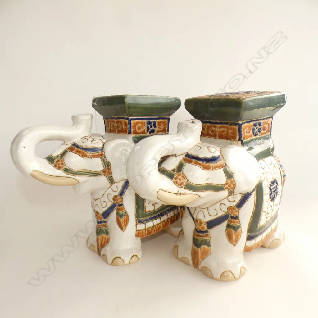 PR CERAMIC ELEPHANTS H.270mm Image 1++