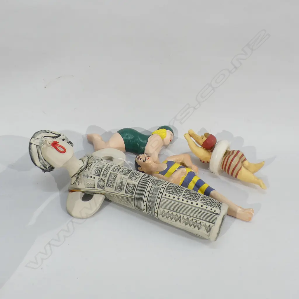 3 COMICAL CERAMIC SWIMMER ORNAMENTS & COMICAL POTTERY LADY (WITH REPAIR) (H 290MM) Image 1++