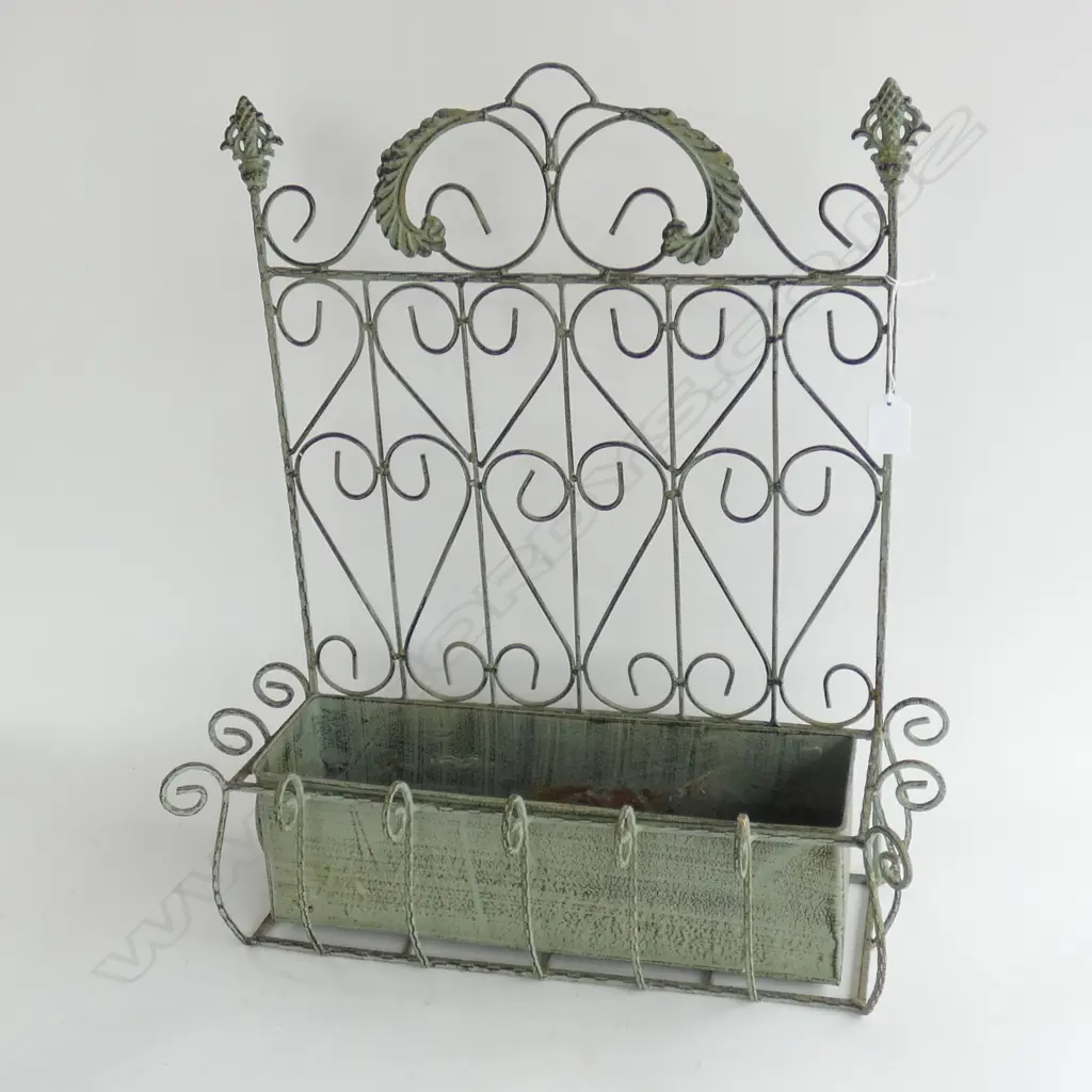 VINTAGE FRENCH STYLE WIRE WALL PLANTER H.520mm Image 1++