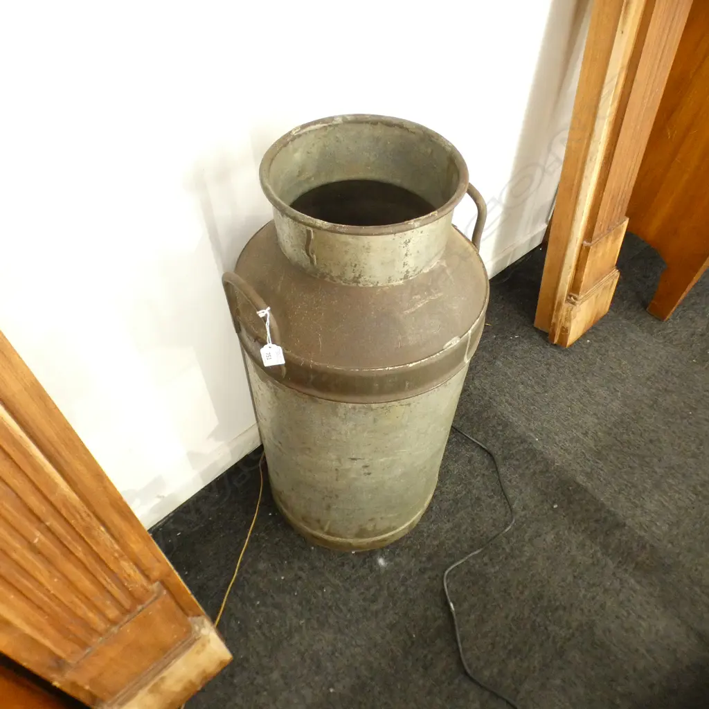 OLD STEEL MILK CAN Image 1++