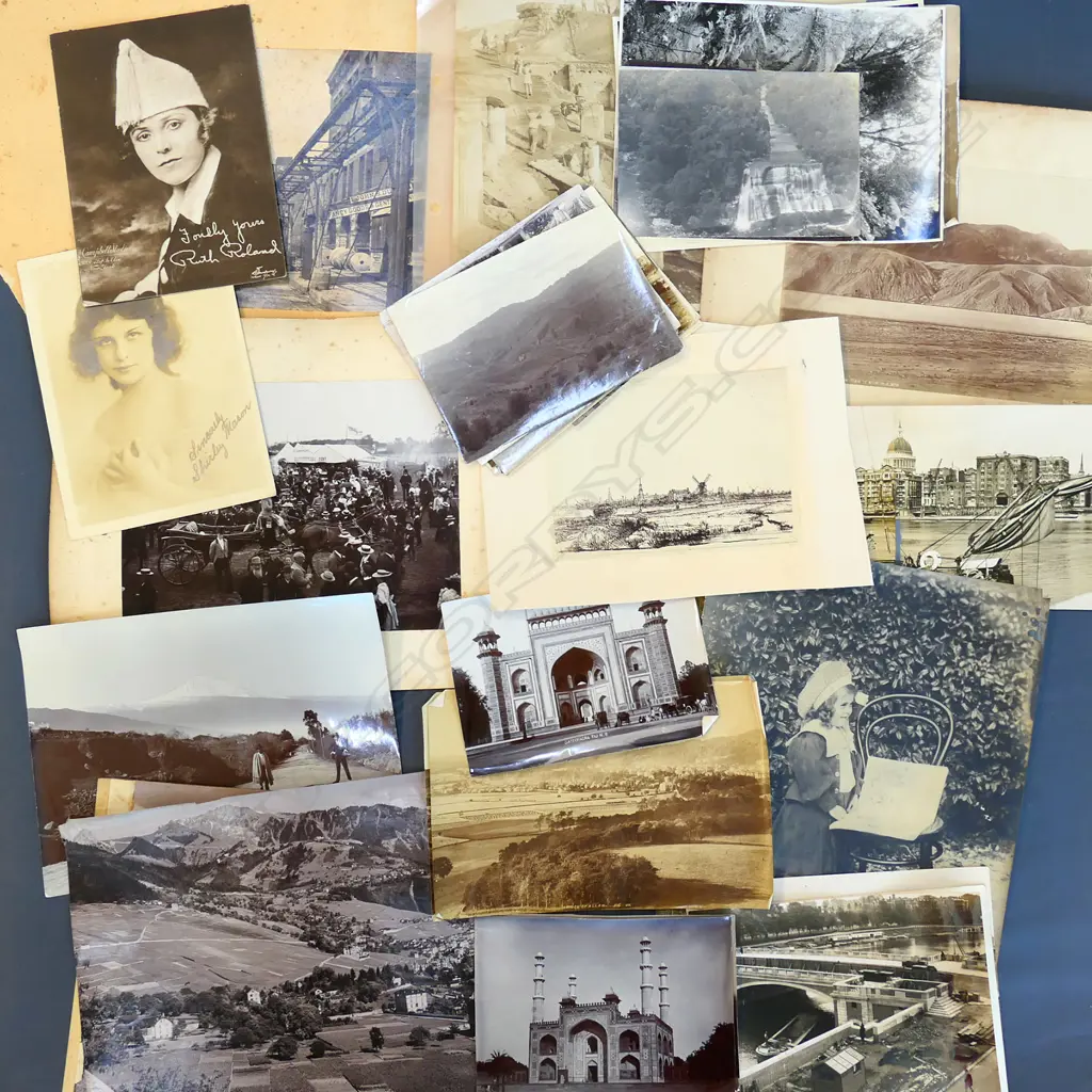COLLECTION OLD PHOTOGRAPHS; NZ / WORLD c.1900 Image 1++