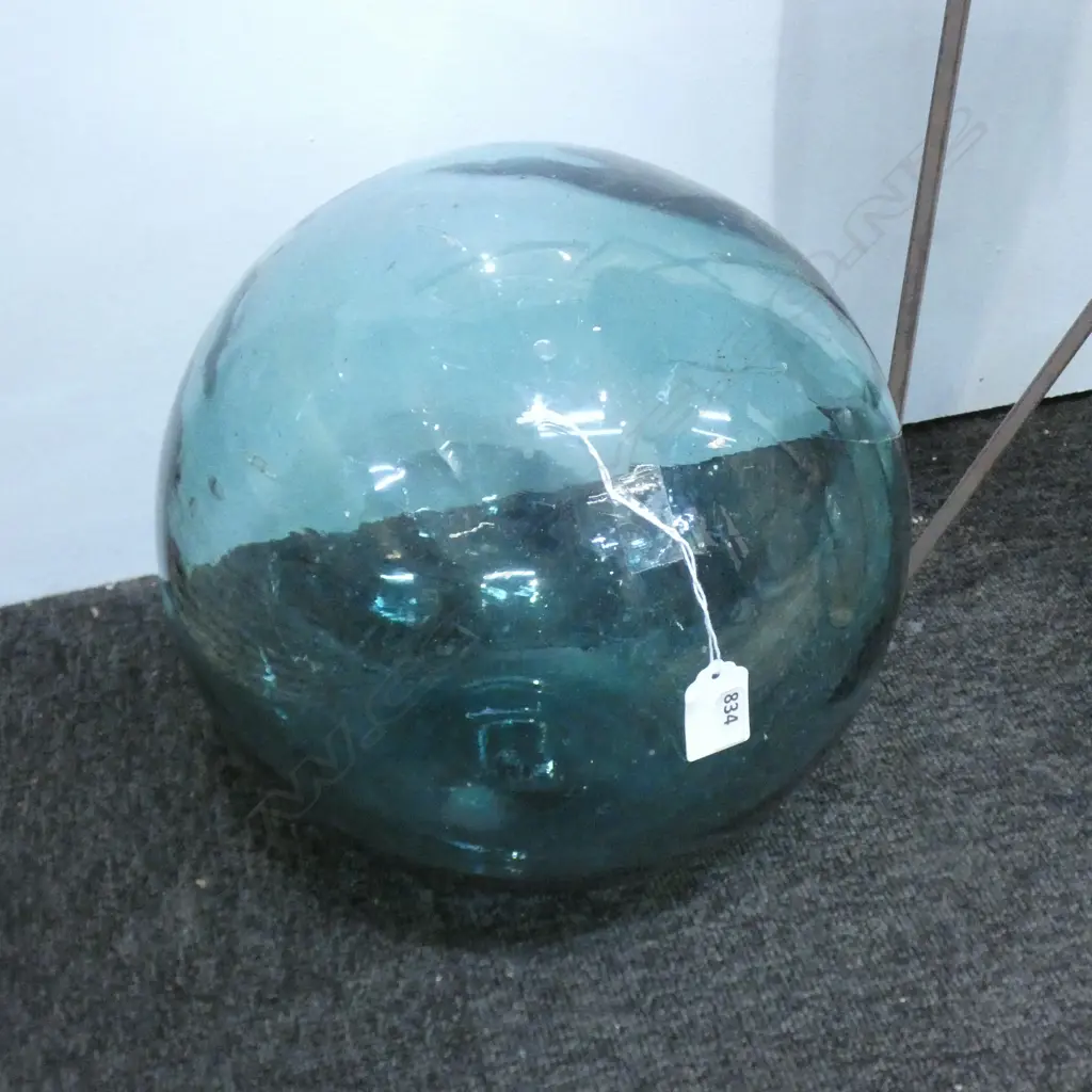 OLD GLASS BLOWN FISHING FLOAT NO NETTING Image 1++
