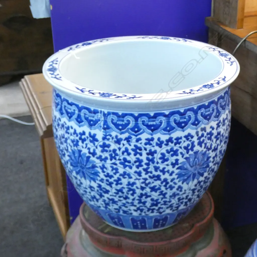 CHINESE B/W FISH BOWL 420mm dia Image 1++