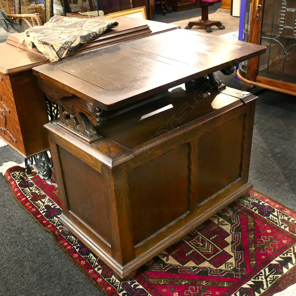 OAK MONK SEAT 780 x 450mm Image 1++
