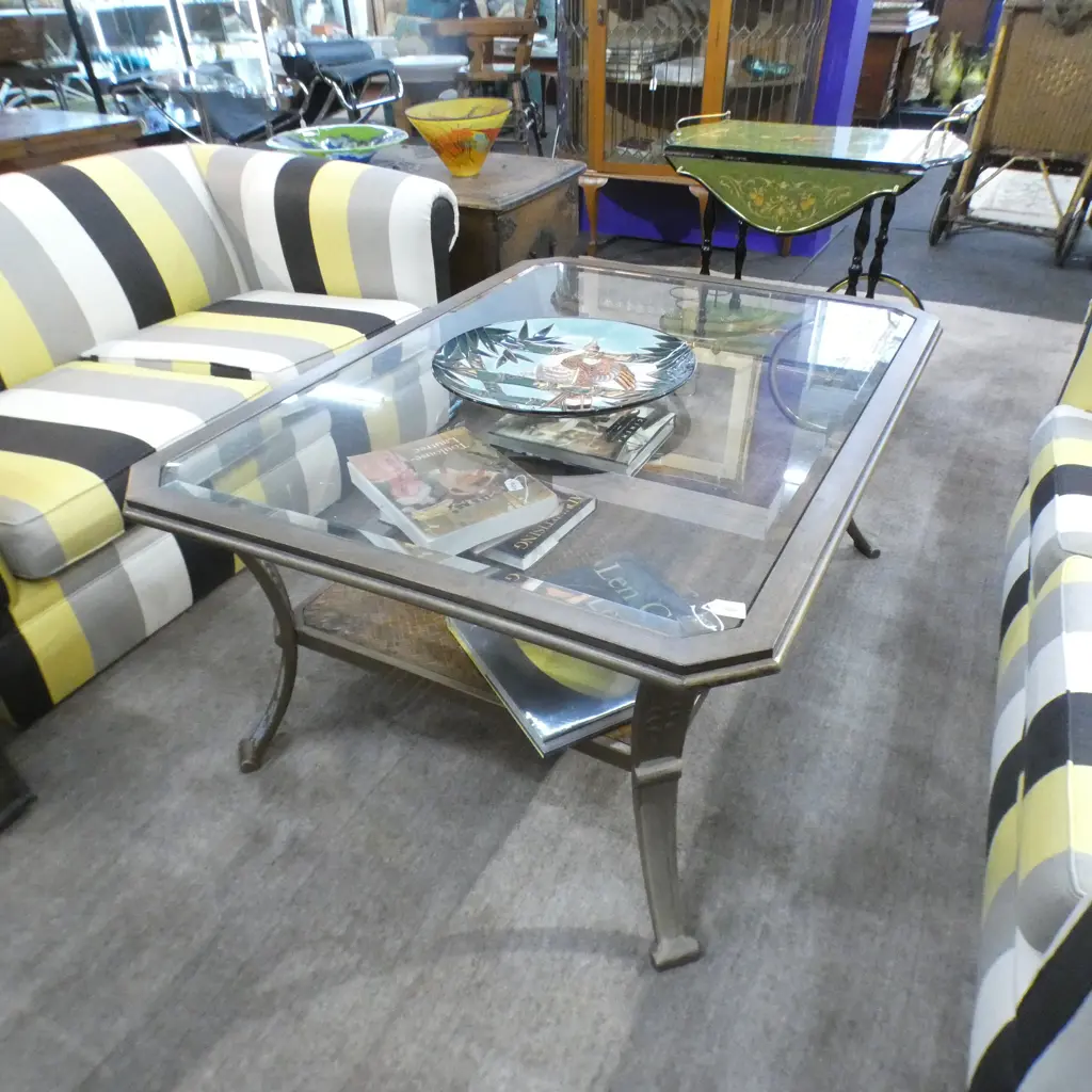 METAL COFFEE TABLE GLASS TOP 1200x890mm Image 1++