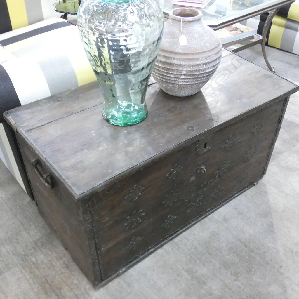 INDIAN STORAGE BOX WITH CUT BRASS DECORATION 1030 x 515 x 540mm Image 1++