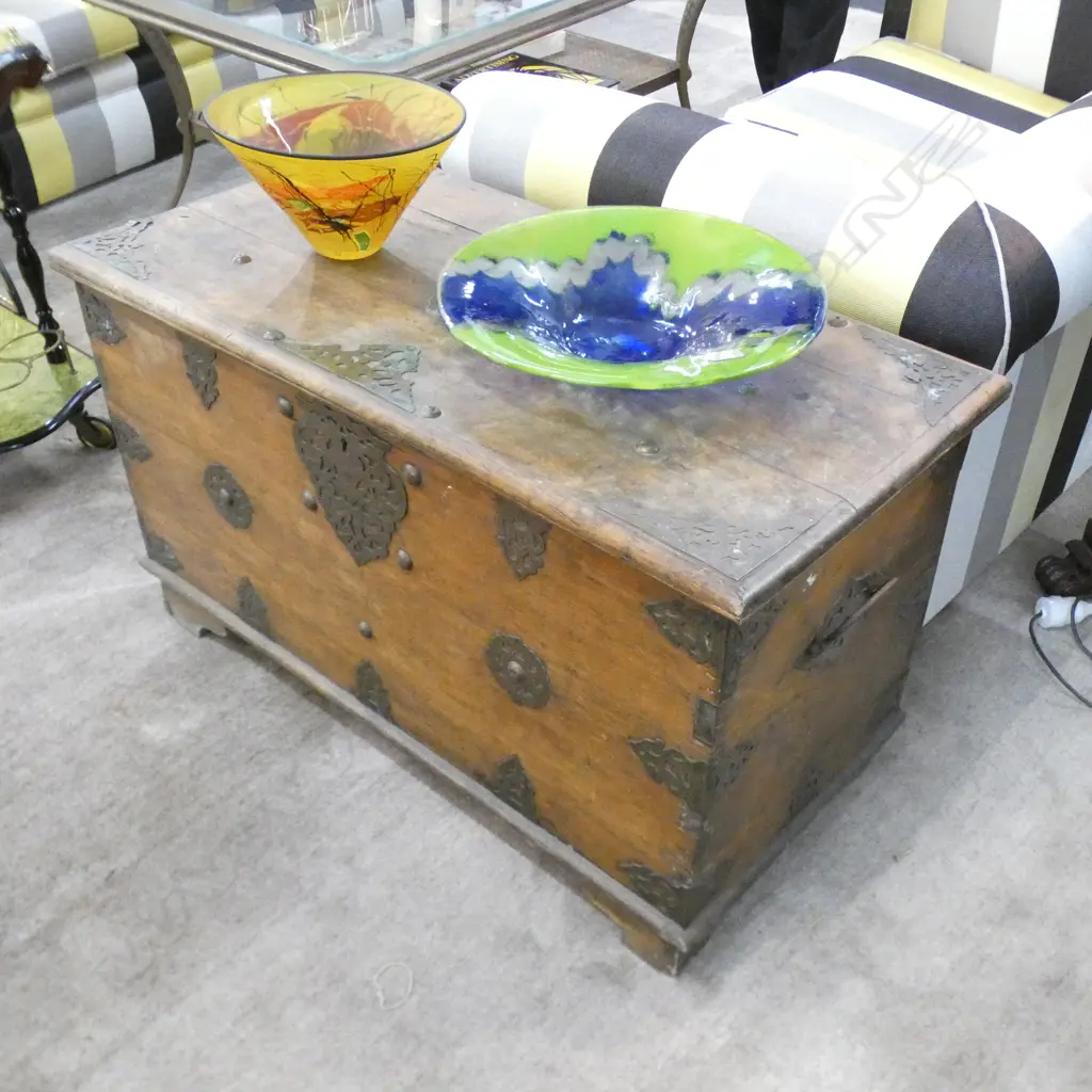 OLD INDIAN STORAGE BOX WITH CUT BRASS DECORATION 1000 X 510 X 600 Image 1++