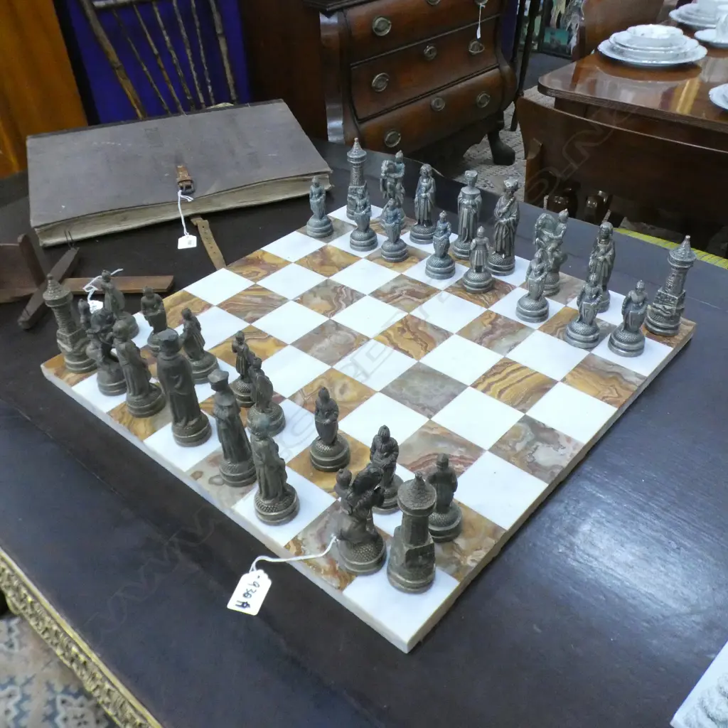 VENETIAN CHESS SET w ONYX & MARBLE BOARD (2 HEADS REPAIRED) Image 1++