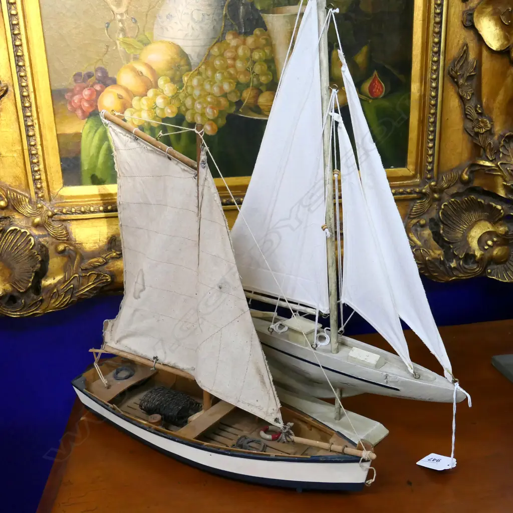 2 WOODEN SAILING SHIPS H.470mm Image 1++