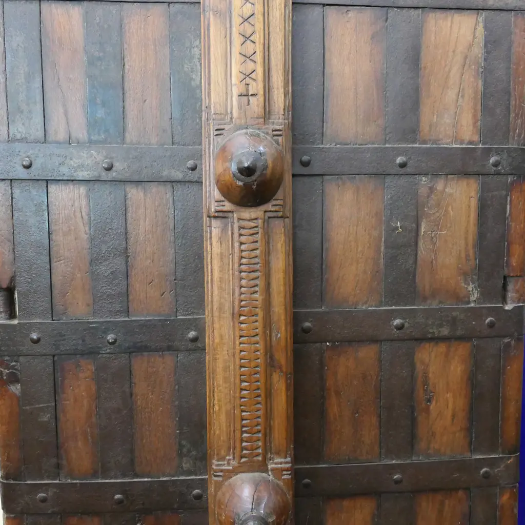 ANTIQUE INDIAN DOOR FROM PUSHKAR - IRON DETAILS 650 x 1820mm Image 1++
