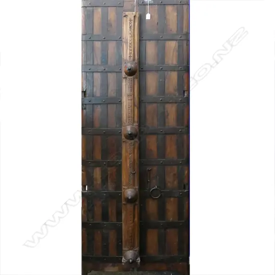 ANTIQUE INDIAN DOOR FROM PUSHKAR - IRON DETAILS 650 x 1820mm